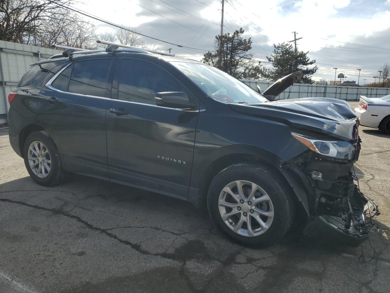 2019 Chevrolet Equinox VIN 3GNAXKEV3KL252631 Copart auction photo, front end damage thumbnail 4