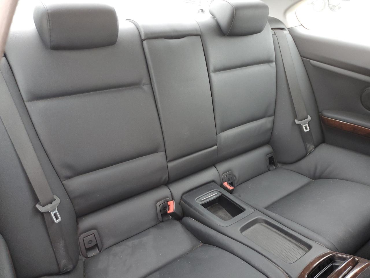 2010 BMW 3er VIN WBAWB3C52APU90119 Copart auction photo, water/flood damage thumbnail 10