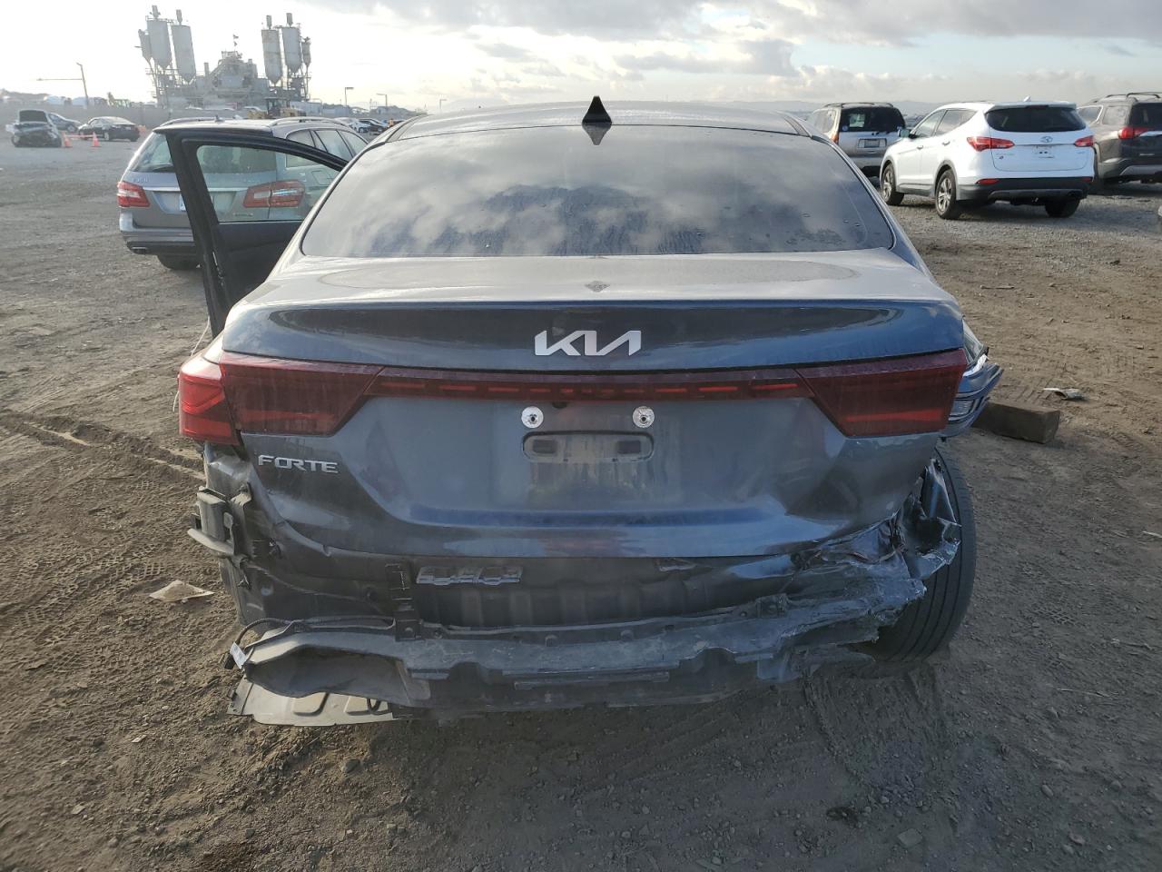2023 KIA Forte VIN 3KPF24AD2PE575747 Copart auction photo, all over damage thumbnail 6