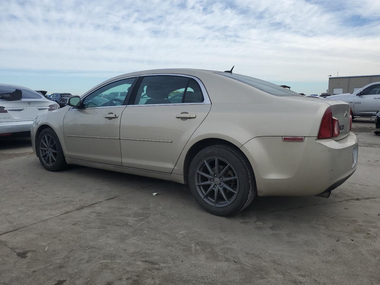 2010 Chevrolet Malibu VIN 1G1ZC5EB3AF266514 Copart auction photo, undercarriage / hail damage thumbnail 2