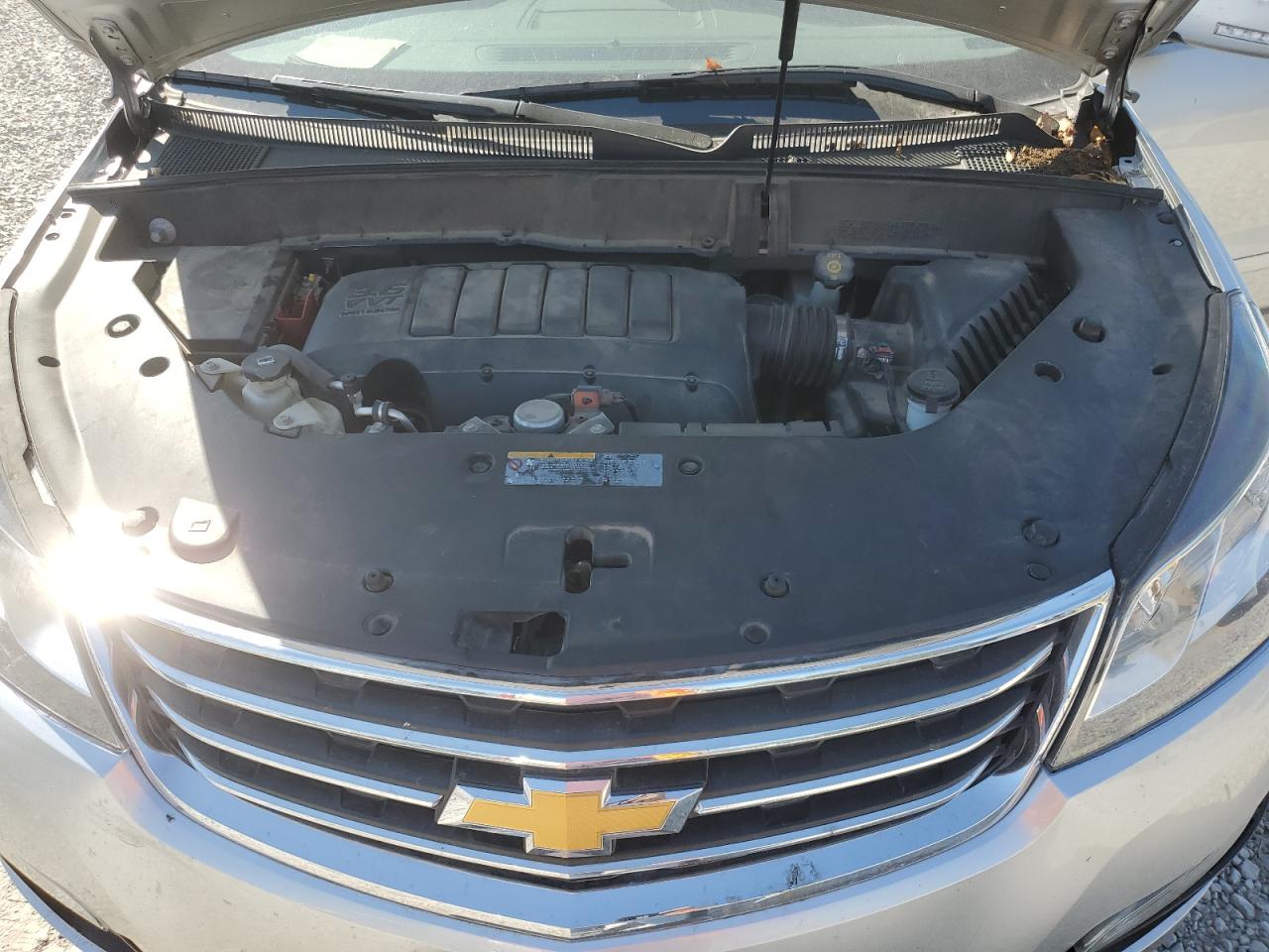 2017 Chevrolet Traverse VIN 1GNKRGKD1HJ111273 Copart auction photo, rear end / front end damage thumbnail 12