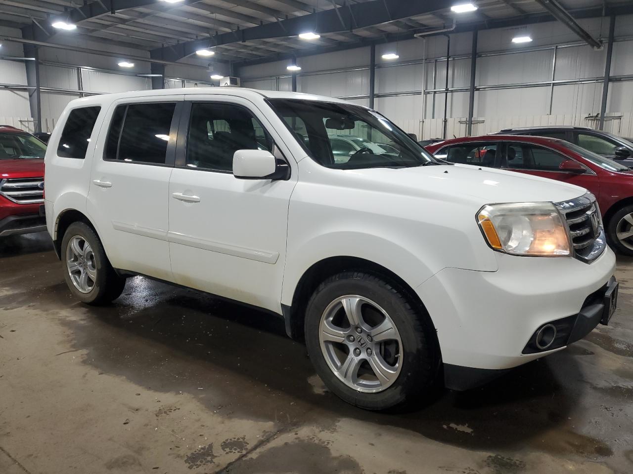 2012 Honda Pilot VIN 5FNYF4H58CB075382 Copart auction photo, burn damage thumbnail 4