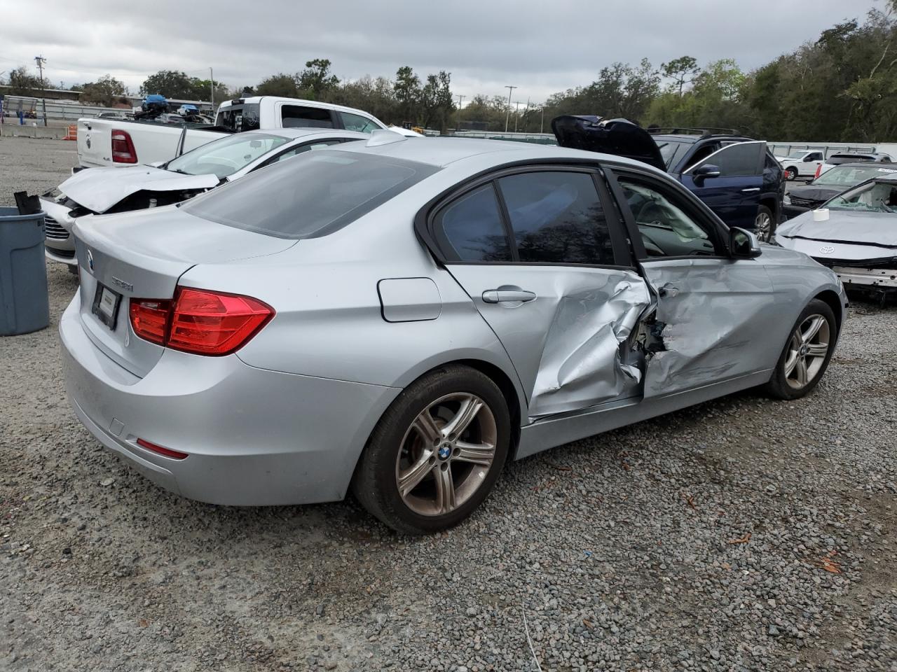 2015 BMW 3er VIN WBA3A5G59FNS83743 Copart auction photo, side damage thumbnail 3