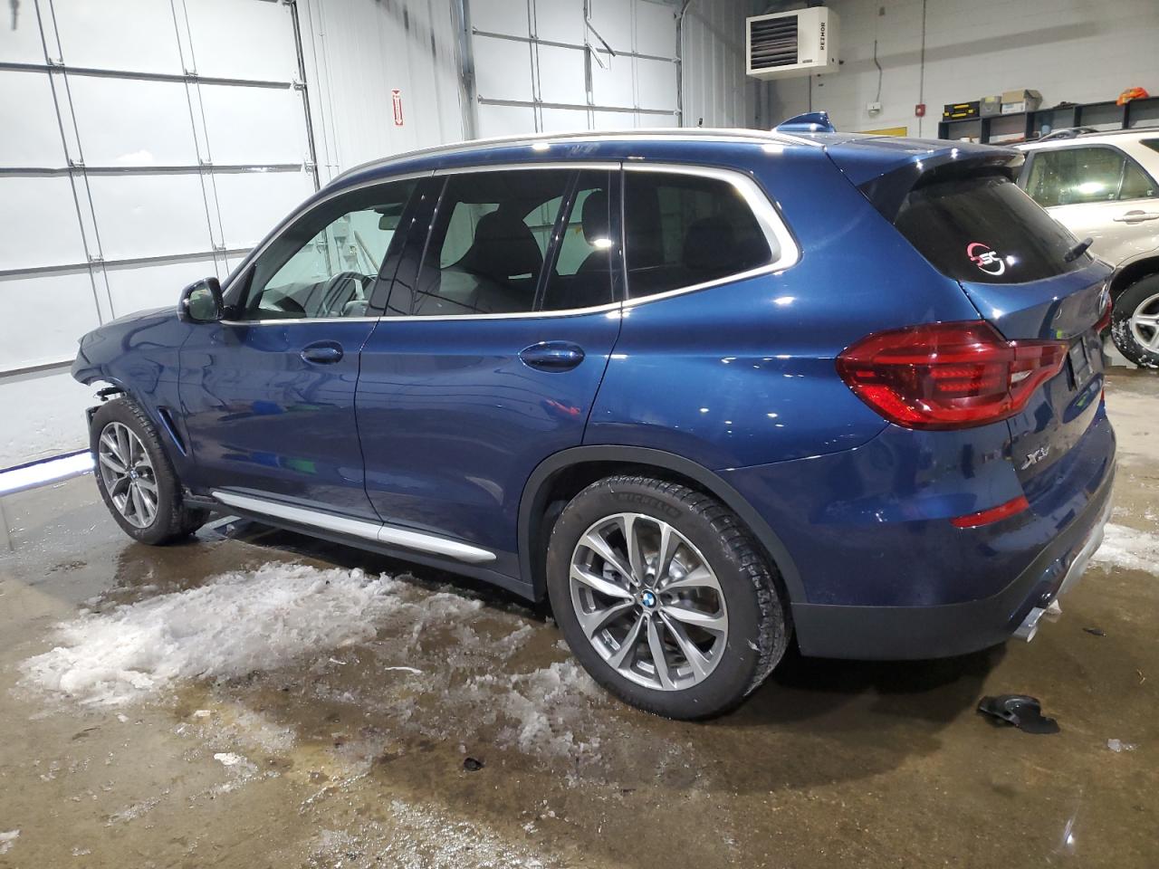 2019 BMW X3 VIN 5UXTR9C57KLP77340 Copart auction photo, front end damage thumbnail 2