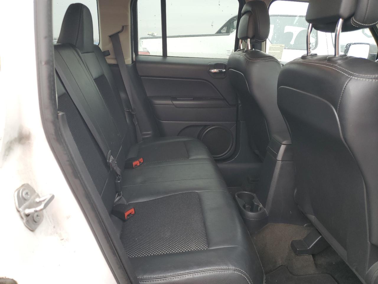 2017 Jeep Liberty (Patriot) VIN 1C4NJPBA7HD119959 Copart auction photo, minor dent/scratches damage thumbnail 11
