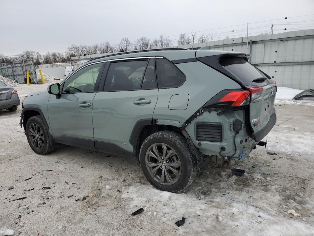 2022 Toyota RAV 4 VIN JTMB6RFV0ND078390 Copart auction photo, front end / rear end damage thumbnail 2