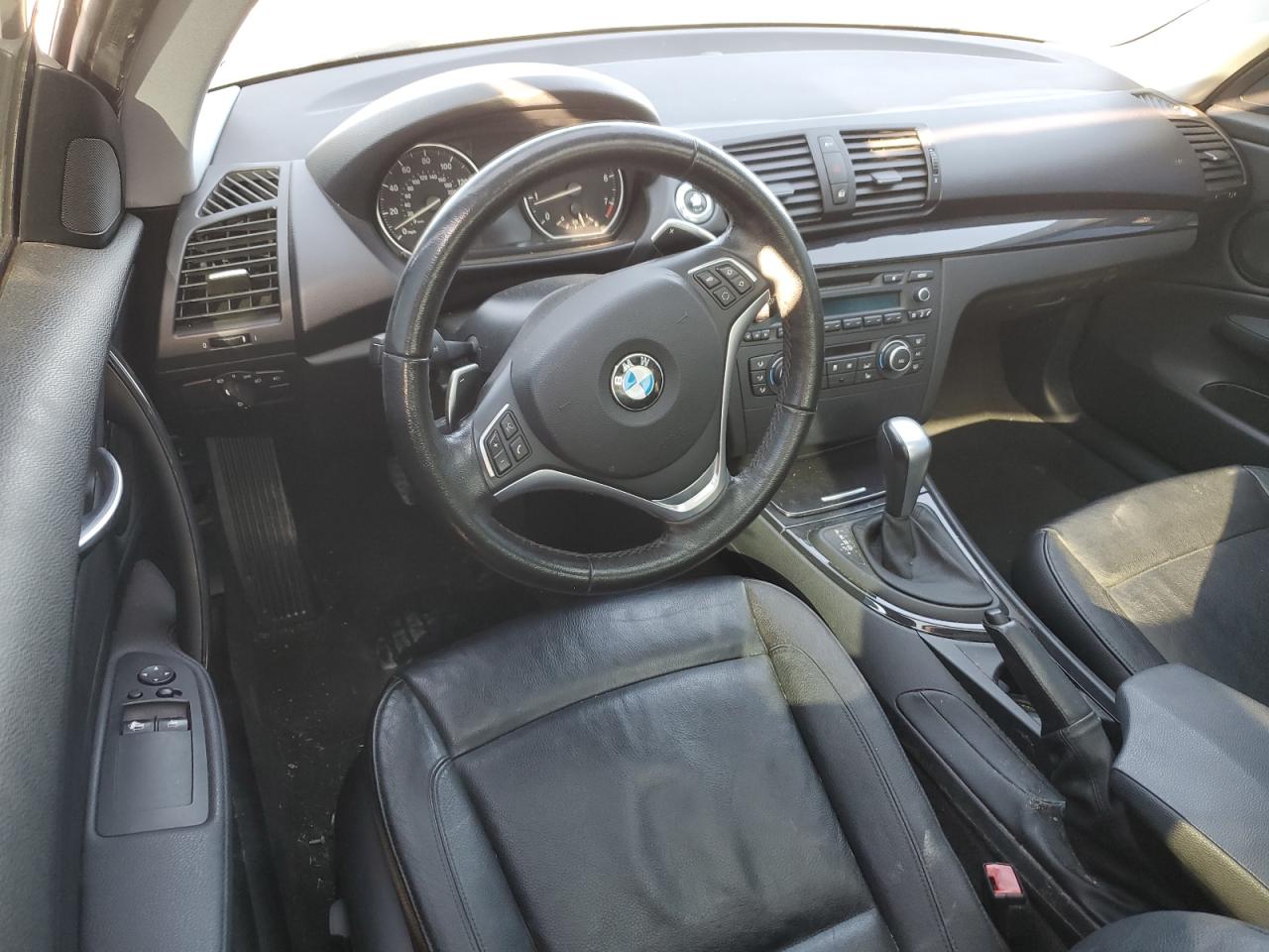 2013 BMW 1er VIN WBAUP7C52DVP24761 Copart auction photo, rear end damage thumbnail 8