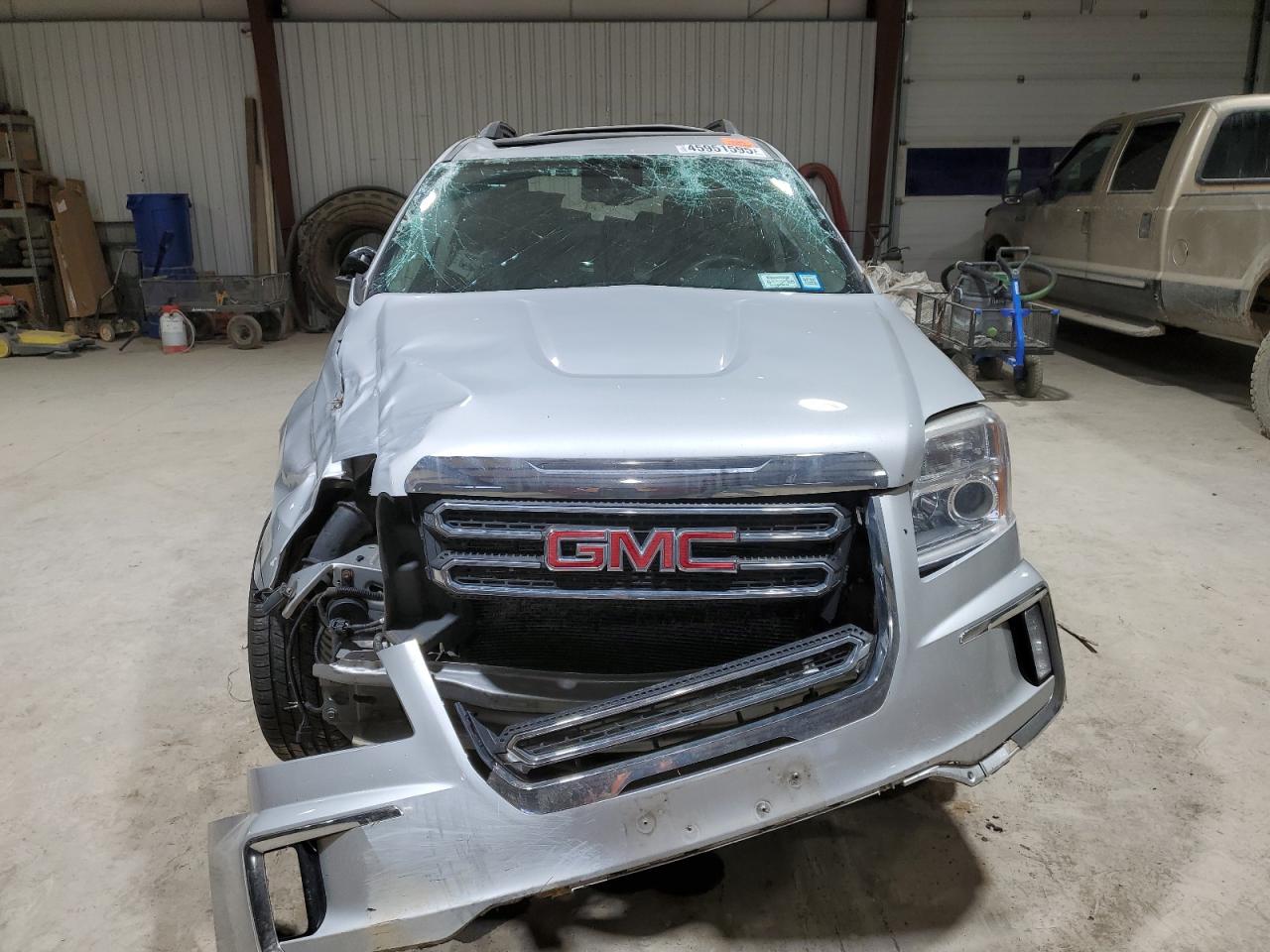 2016 GMC Terrain VIN 2GKFLUE39G6342449 Copart auction photo, rollover damage thumbnail 5