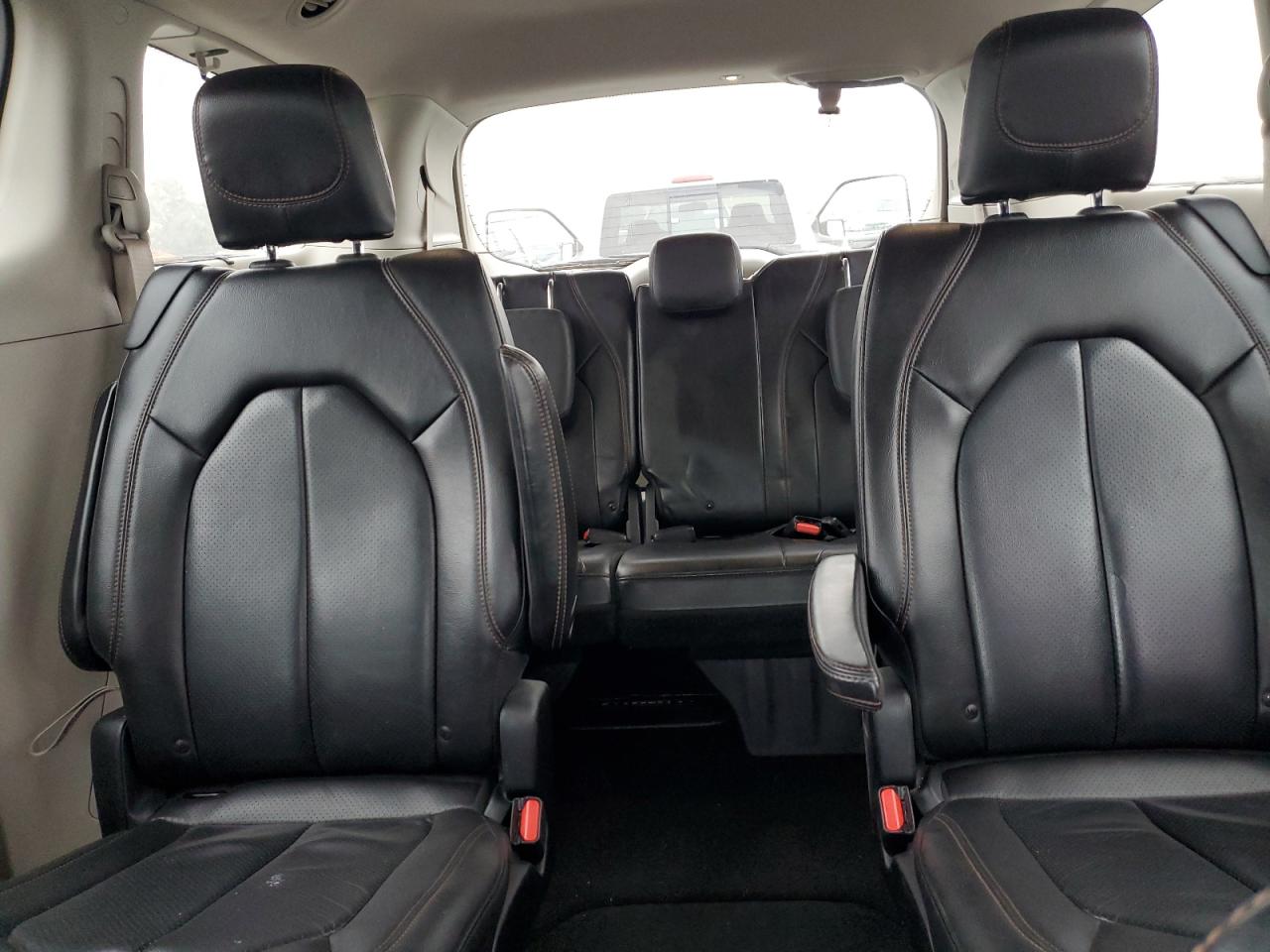 2019 Chrysler Pacifica VIN 2C4RC1BG5KR651809 Copart auction photo, front end damage thumbnail 10
