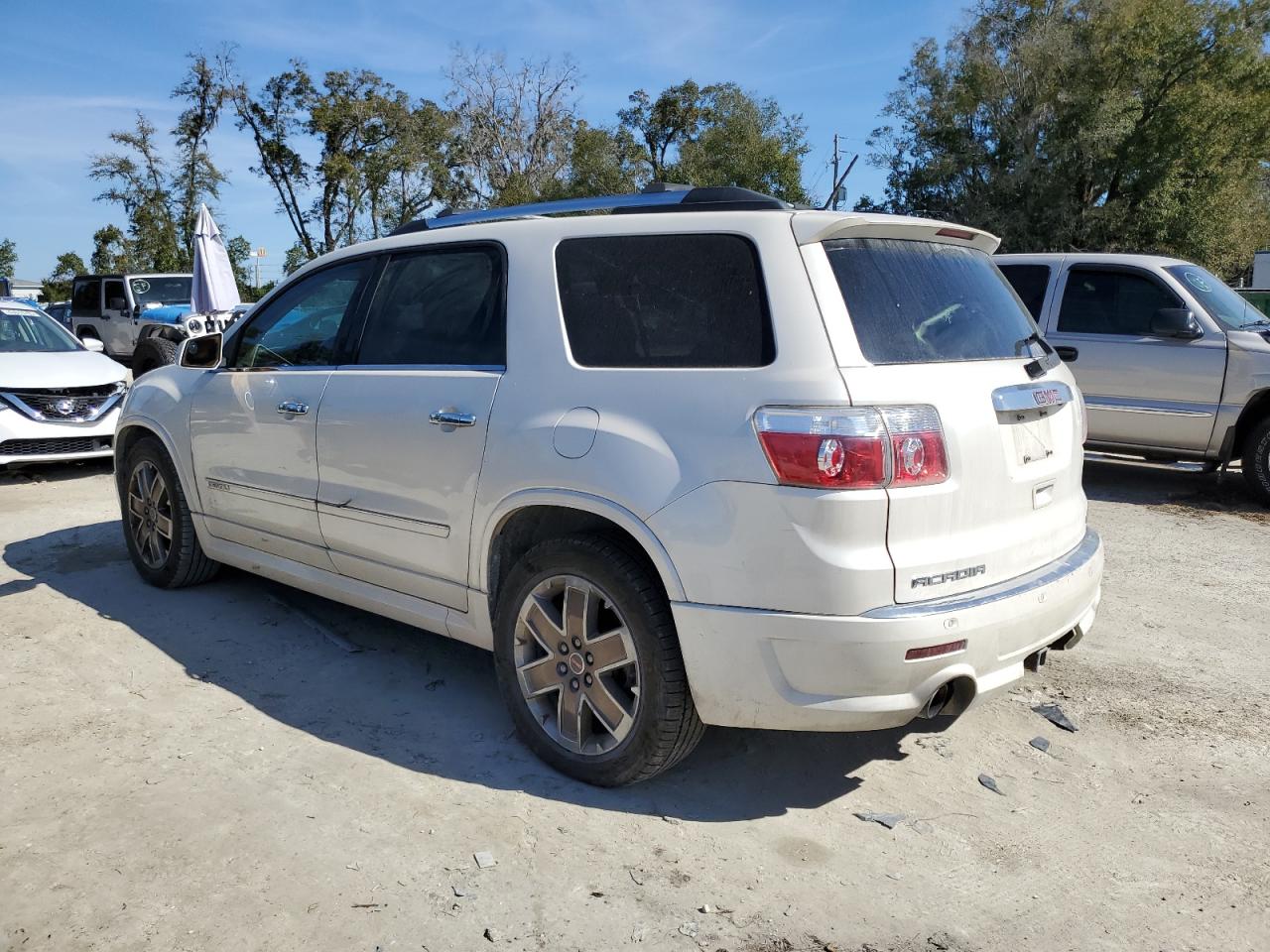2012 GMC Acadia VIN 1GKKVTED4CJ274246 Copart auction photo, front end damage thumbnail 2
