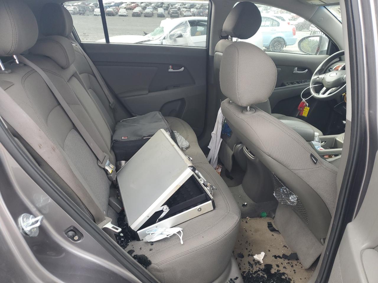 2014 KIA Sportage VIN KNDPB3AC9E7580706 Copart auction photo, vandalism / minor dent/scratches damage thumbnail 11