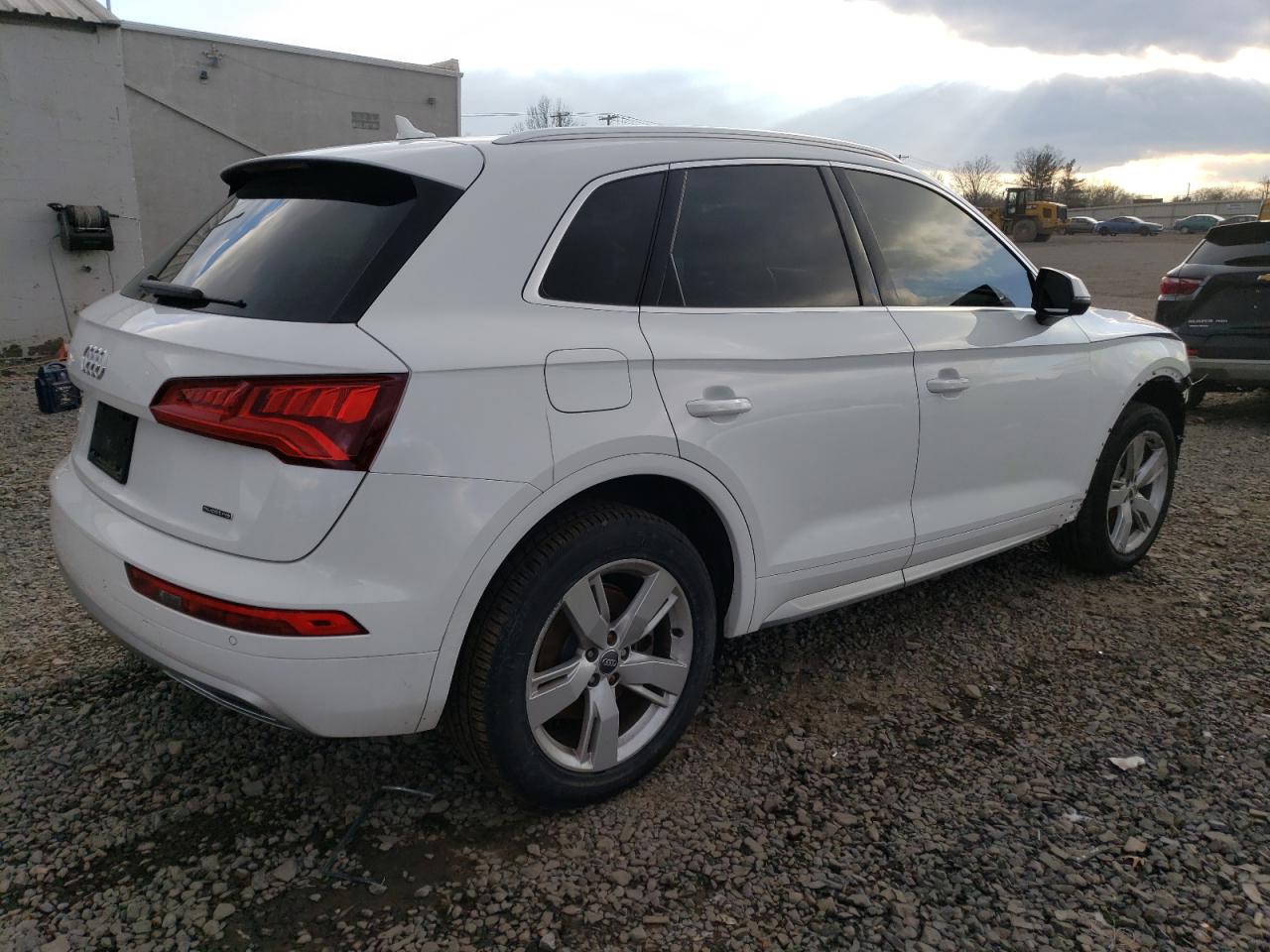 2019 Audi Q5 VIN WA1BNAFY3K2124116 Copart auction photo, front end / side damage thumbnail 3