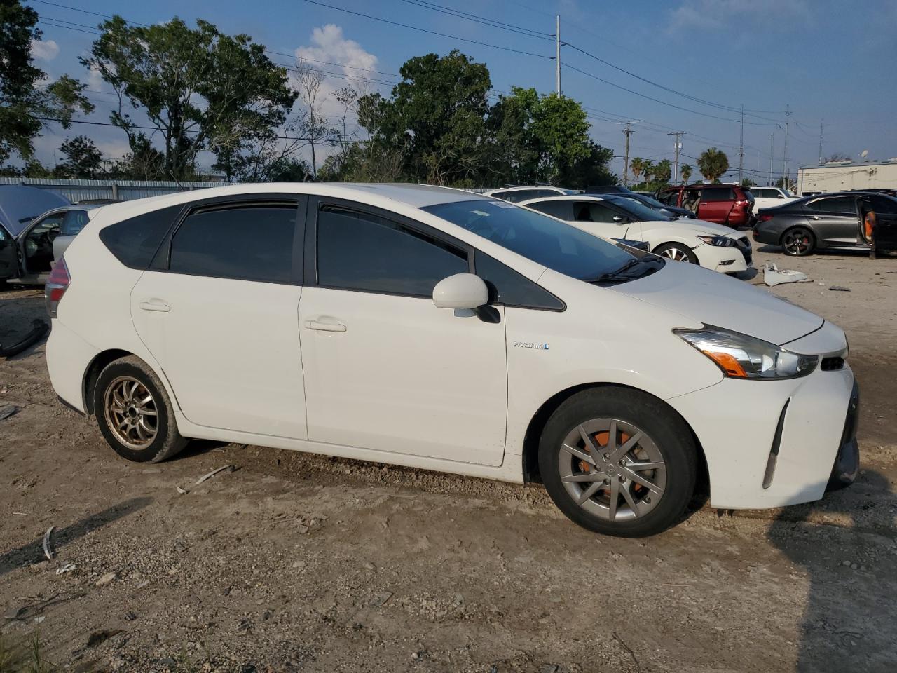 2016 Toyota Prius VIN JTDZN3EU0GJ049872 Copart auction photo, water/flood damage thumbnail 4