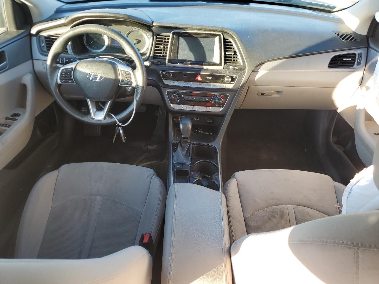 2019 Hyundai Sonata VIN 5NPE24AF7KH790543 Copart auction photo, all over damage thumbnail 8