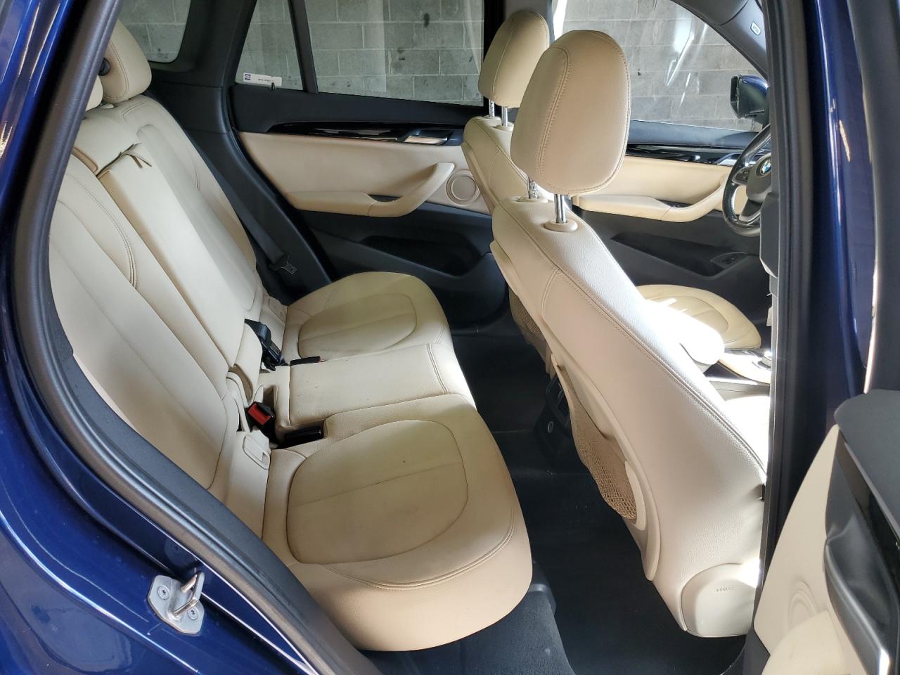 2017 BMW X1 VIN WBXHT3C3XH5F74594 Copart auction photo, all over damage thumbnail 11