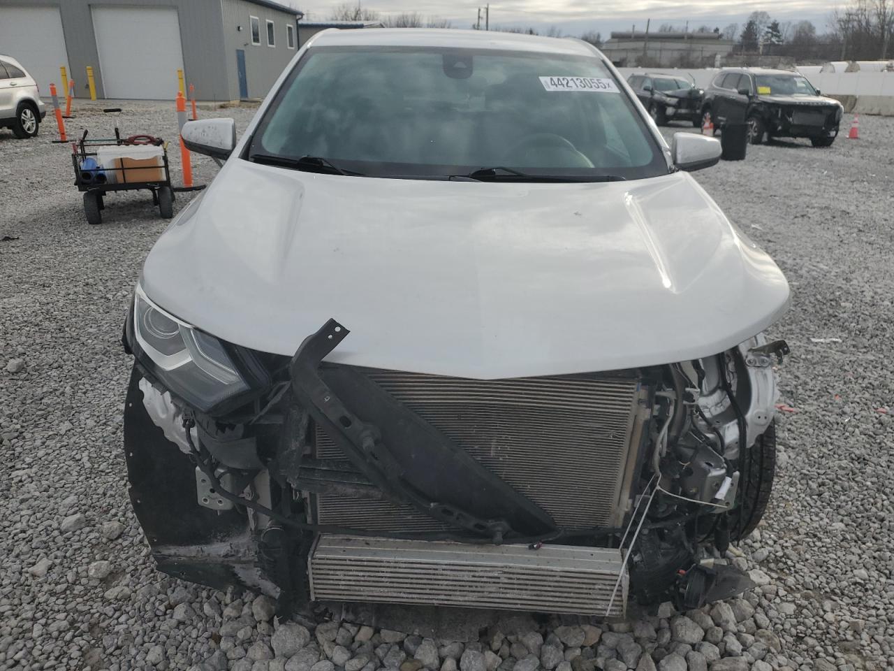 2020 Chevrolet Equinox VIN 3GNAXJEV3LS602647 Copart auction photo, front end / undercarriage damage thumbnail 5