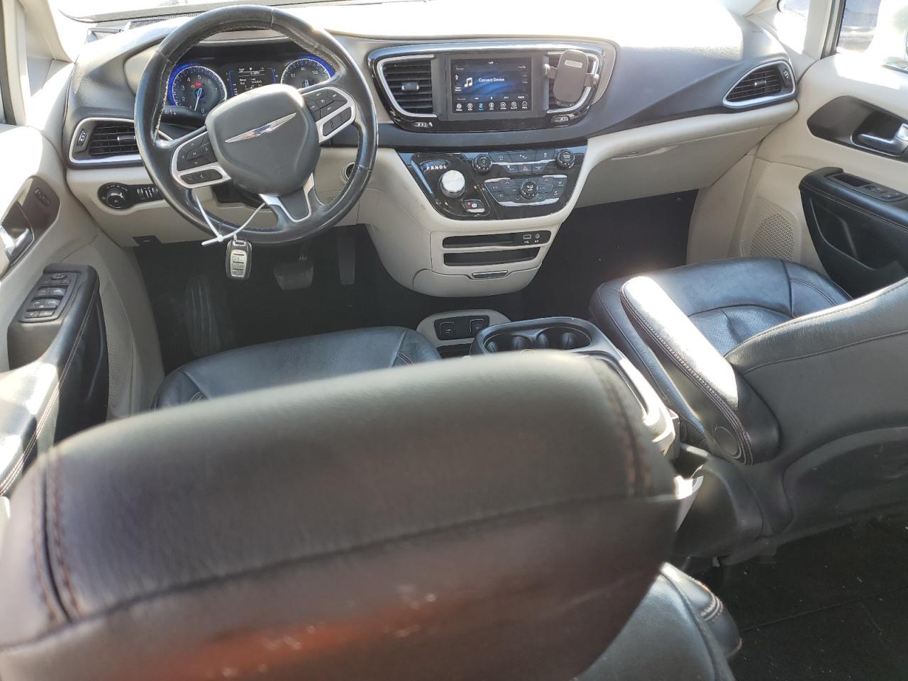 2020 Chrysler Pacifica VIN 2C4RC1BGXLR269051 Copart auction photo, front end damage thumbnail 8