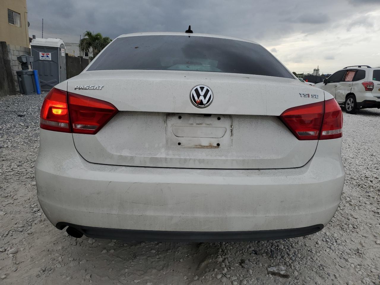2014 Volkswagen Passat VIN 1VWBT7A35EC061543 Copart auction photo, front end damage thumbnail 6