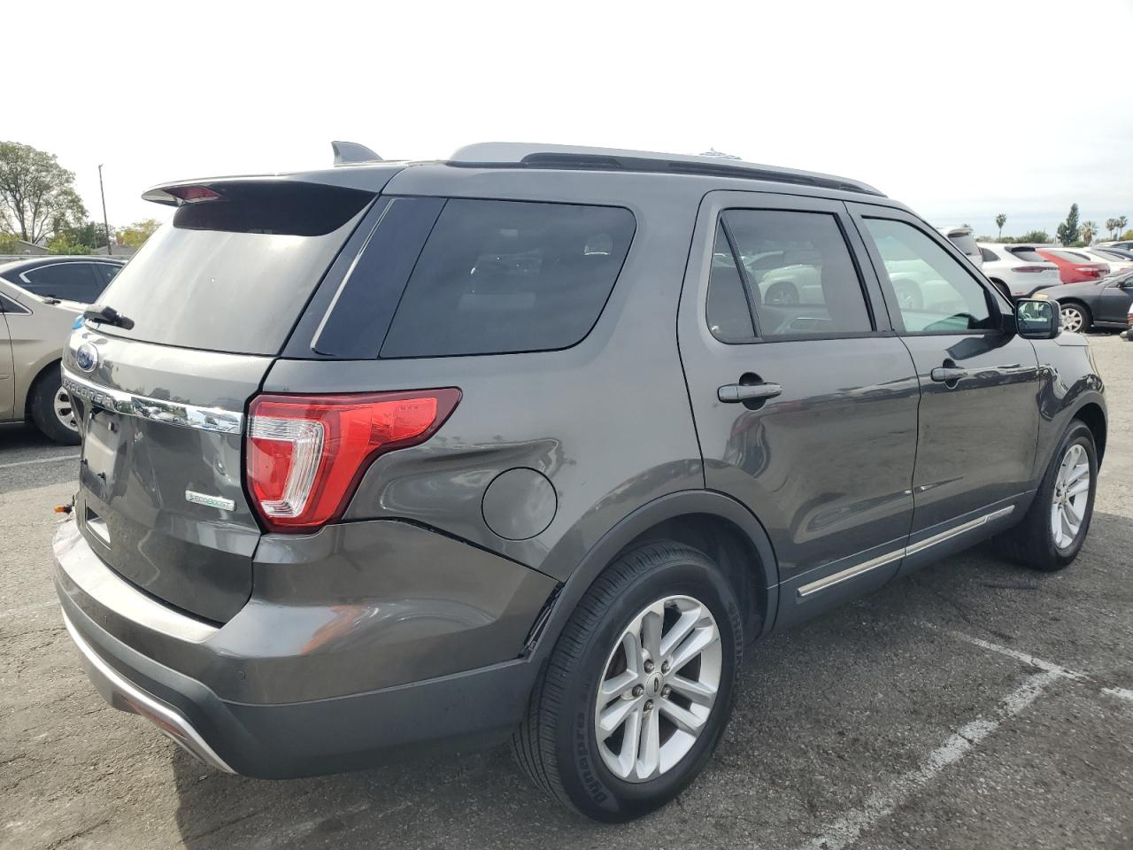2016 Ford Explorer VIN 1FM5K7DH5GGC15556 Copart auction photo, rear end damage thumbnail 3