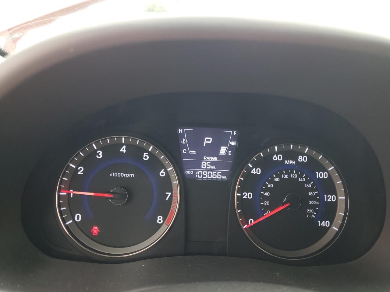 2014 Hyundai Accent VIN KMHCU5AE2EU174673 Copart auction photo, vandalism / front end damage thumbnail 9