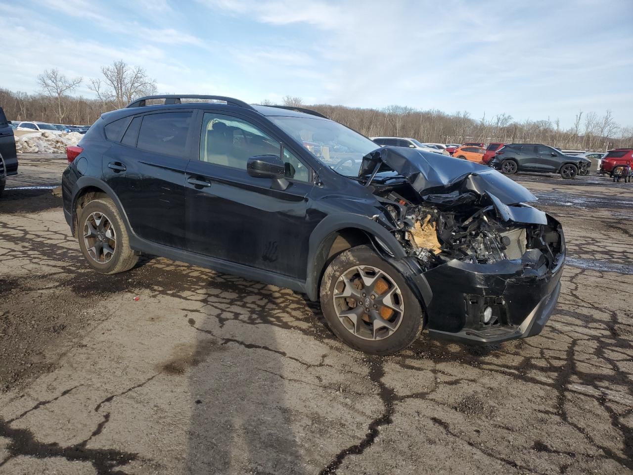2019 Subaru XV VIN JF2GTACC2KH349474 Copart auction photo, front end / minor dent/scratches damage thumbnail 4