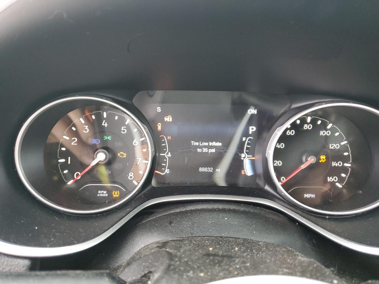 2018 Jeep Compass VIN 3C4NJDBBXJT355867 Copart auction photo, front end / side damage thumbnail 9