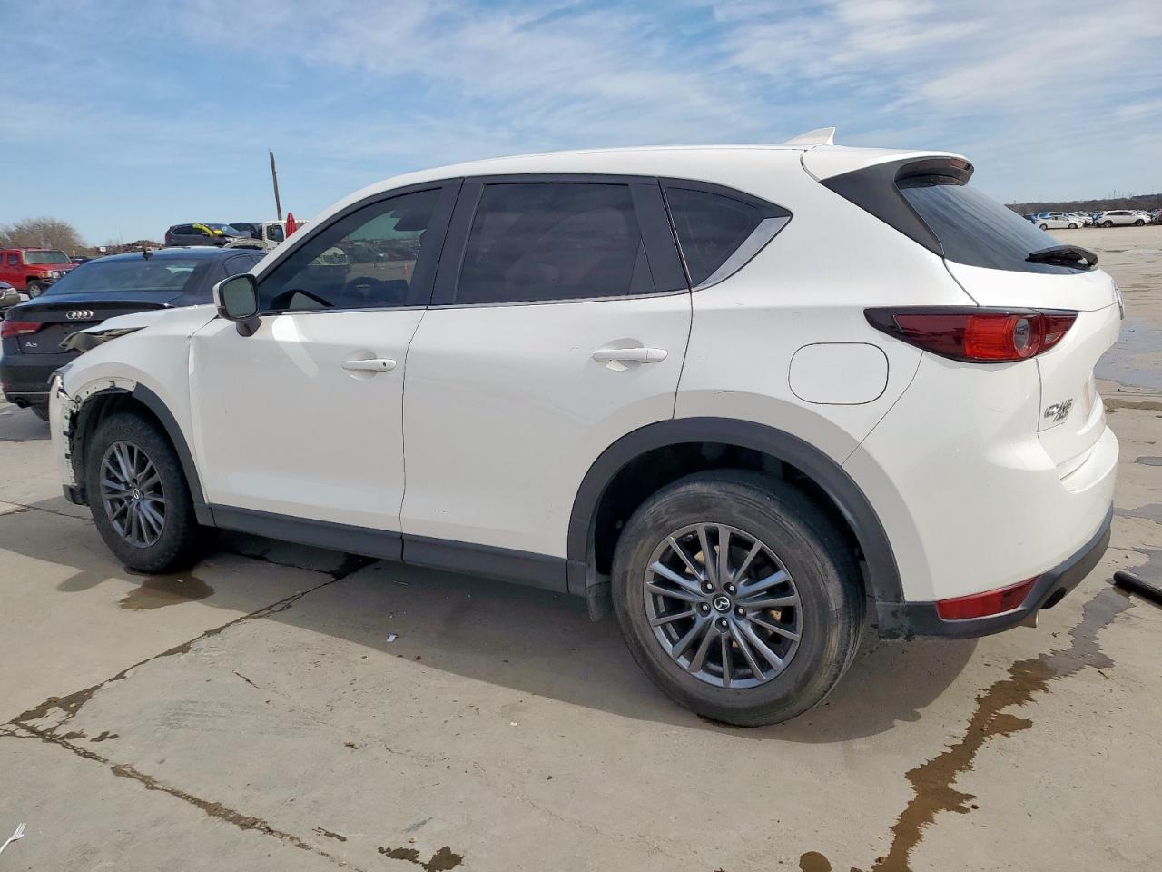 2019 Mazda CX-5 VIN JM3KFBBMXK0688621 Copart auction photo, front end damage thumbnail 2