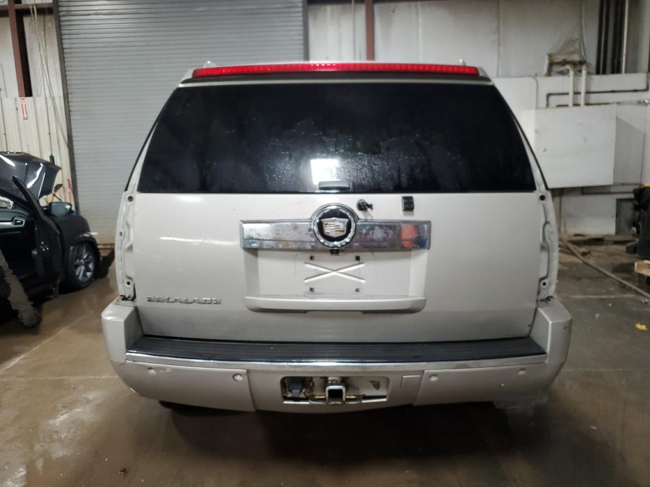 2007 Cadillac Escalade VIN 1GYFK63887R183592 Copart auction photo, side / rear end damage thumbnail 6