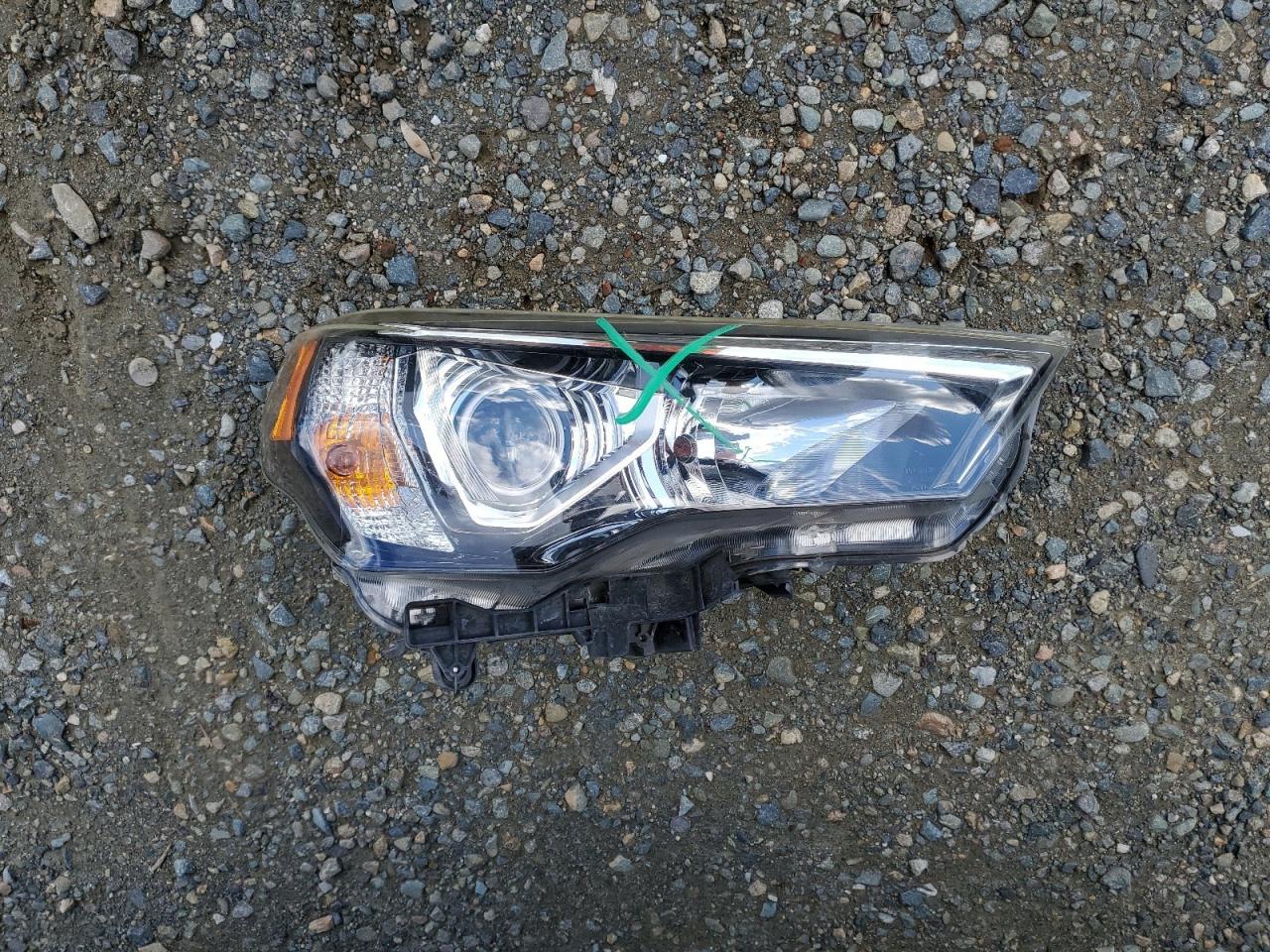 2015 Toyota 4Runner VIN JTEZU5JR4F5101698 Copart auction photo, front end / side damage thumbnail 13