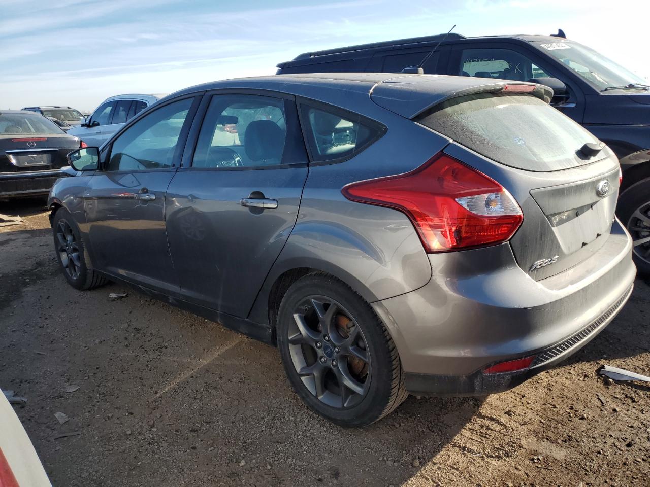2014 Ford Focus VIN 1FADP3K22EL164861 Copart auction photo, front end / minor dent/scratches damage thumbnail 2