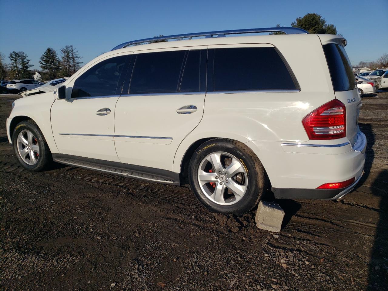 2011 Mercedes-Benz GL-klasse VIN 4JGBF7BEXBA718978 Copart auction photo, front end / minor dent/scratches damage thumbnail 2