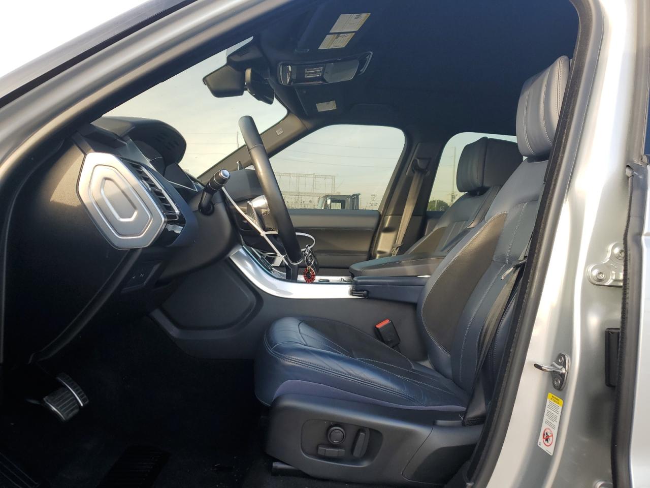 2019 Land Rover Range Rover VIN SALWR2REXKA870001 Copart auction photo, front end damage thumbnail 7
