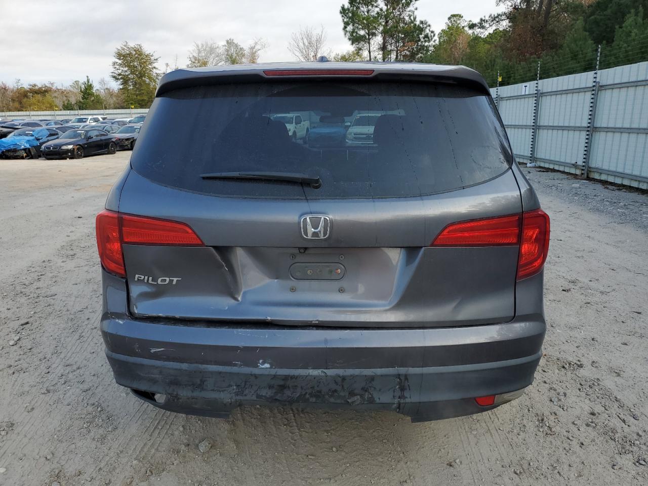 2016 Honda Pilot VIN 5FNYF5H40GB007869 Copart auction photo, rear end damage thumbnail 6