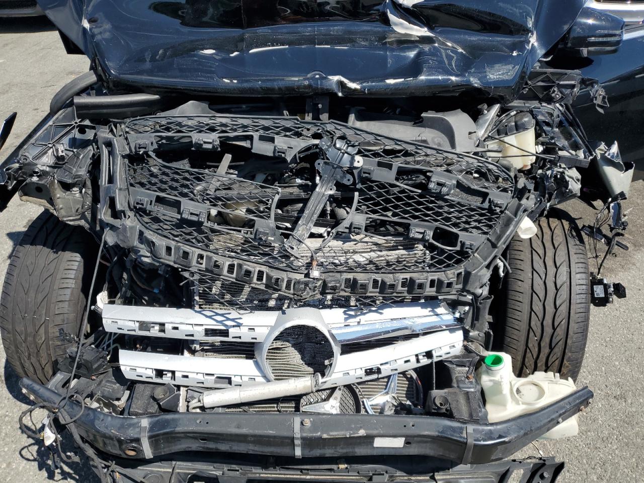 2015 Mercedes-Benz GL-klasse VIN 4JGDF6EE5FA496984 Copart auction photo, front end damage thumbnail 12
