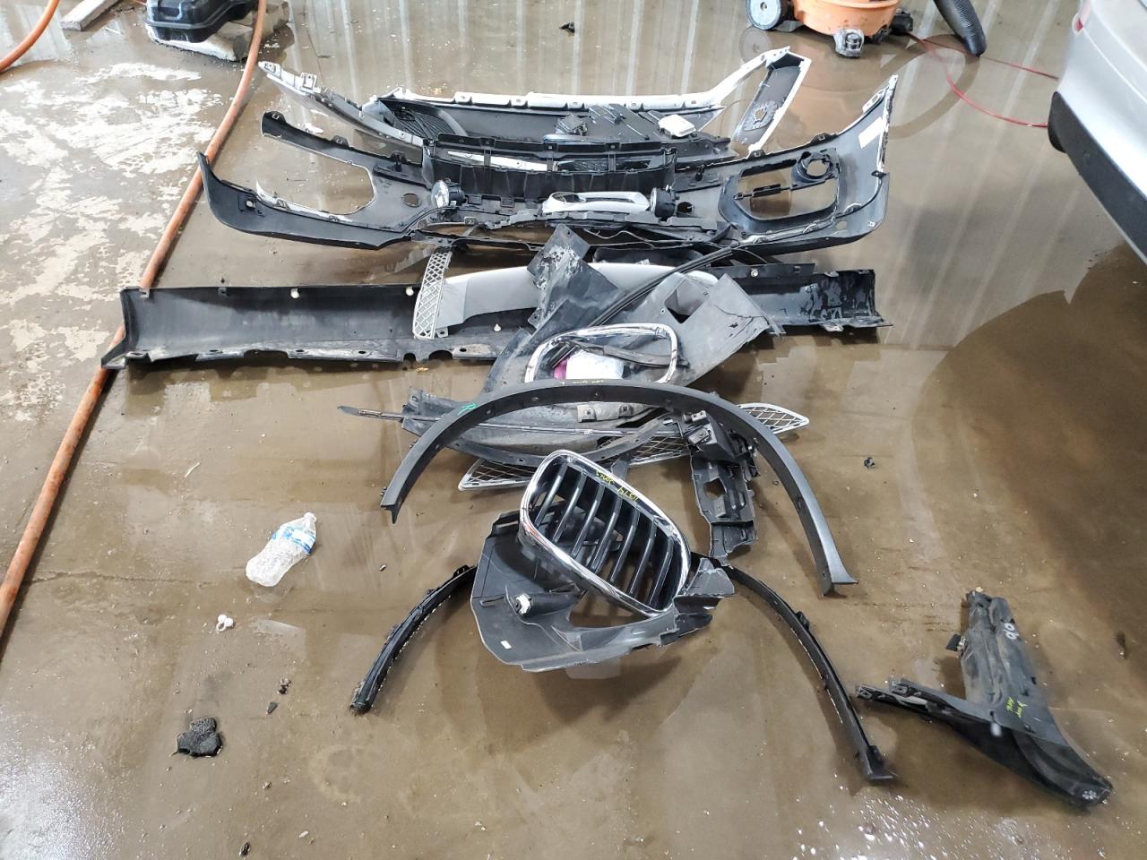 2013 BMW X6 VIN 5UXFG2C59DL782343 Copart auction photo, front end damage thumbnail 13