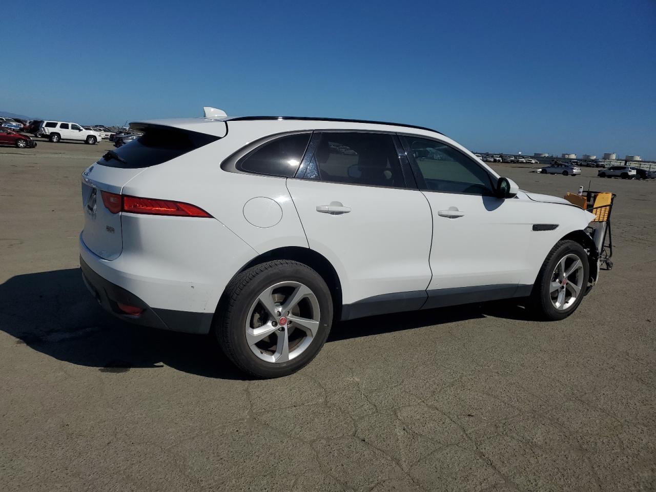 2018 Jaguar F-Pace VIN SADCJ2FX9JA251075 Copart auction photo, front end damage thumbnail 3
