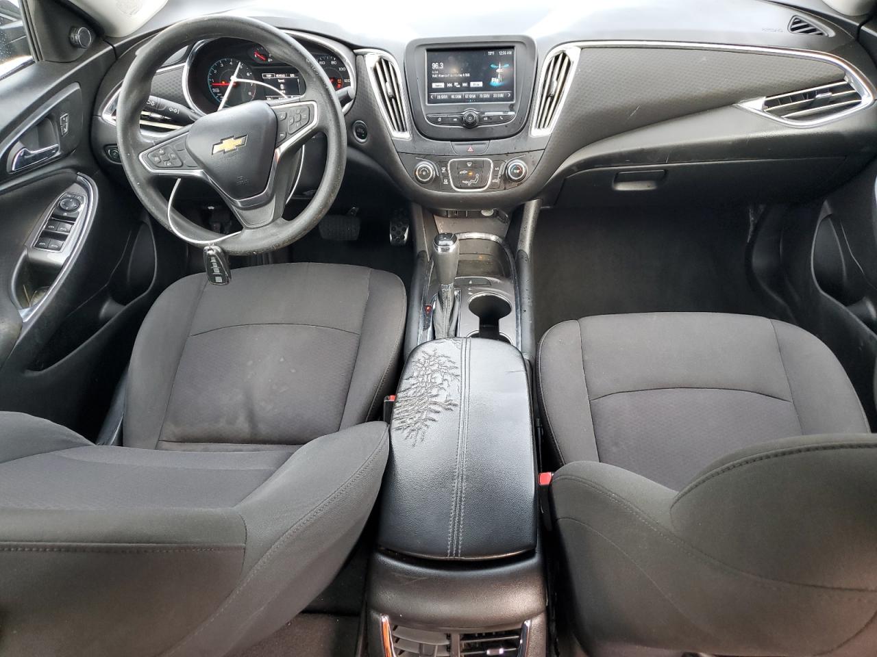 2018 Chevrolet Malibu VIN 1G1ZD5ST3JF142768 Copart auction photo, front end / side damage thumbnail 8