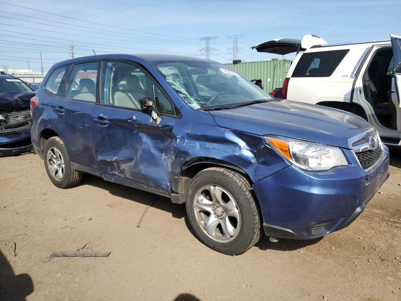2015 Subaru Forester VIN JF2SJAAC1FH809474 Copart auction photo, front end / side damage thumbnail 4