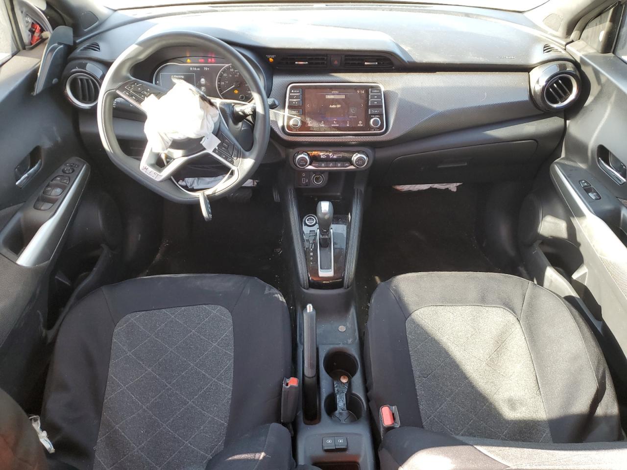 2020 Nissan Kicks VIN 3N1CP5CV5LL521528 Copart auction photo, front end / side damage thumbnail 8