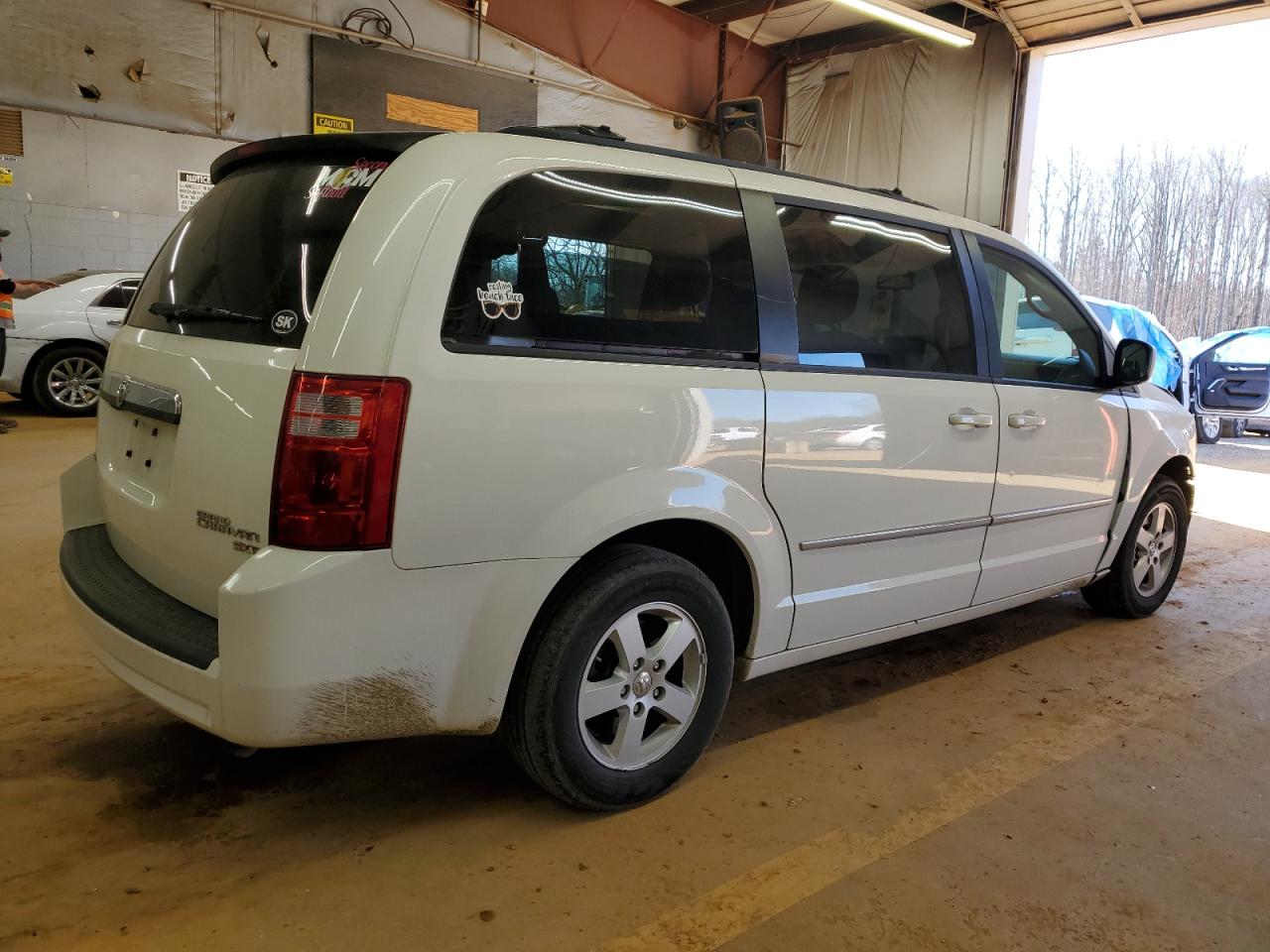 2010 Dodge Caravan VIN 2D4RN5D16AR145059 Copart auction photo, front end damage thumbnail 3