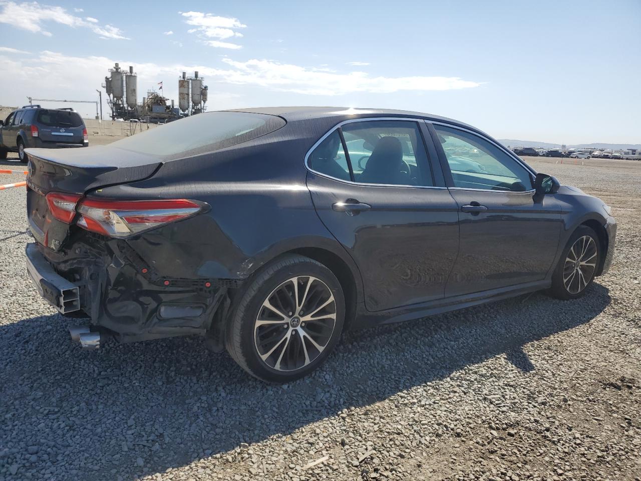 2018 Toyota Camry VIN 4T1B11HK6JU551251 Copart auction photo, rear end damage thumbnail 3