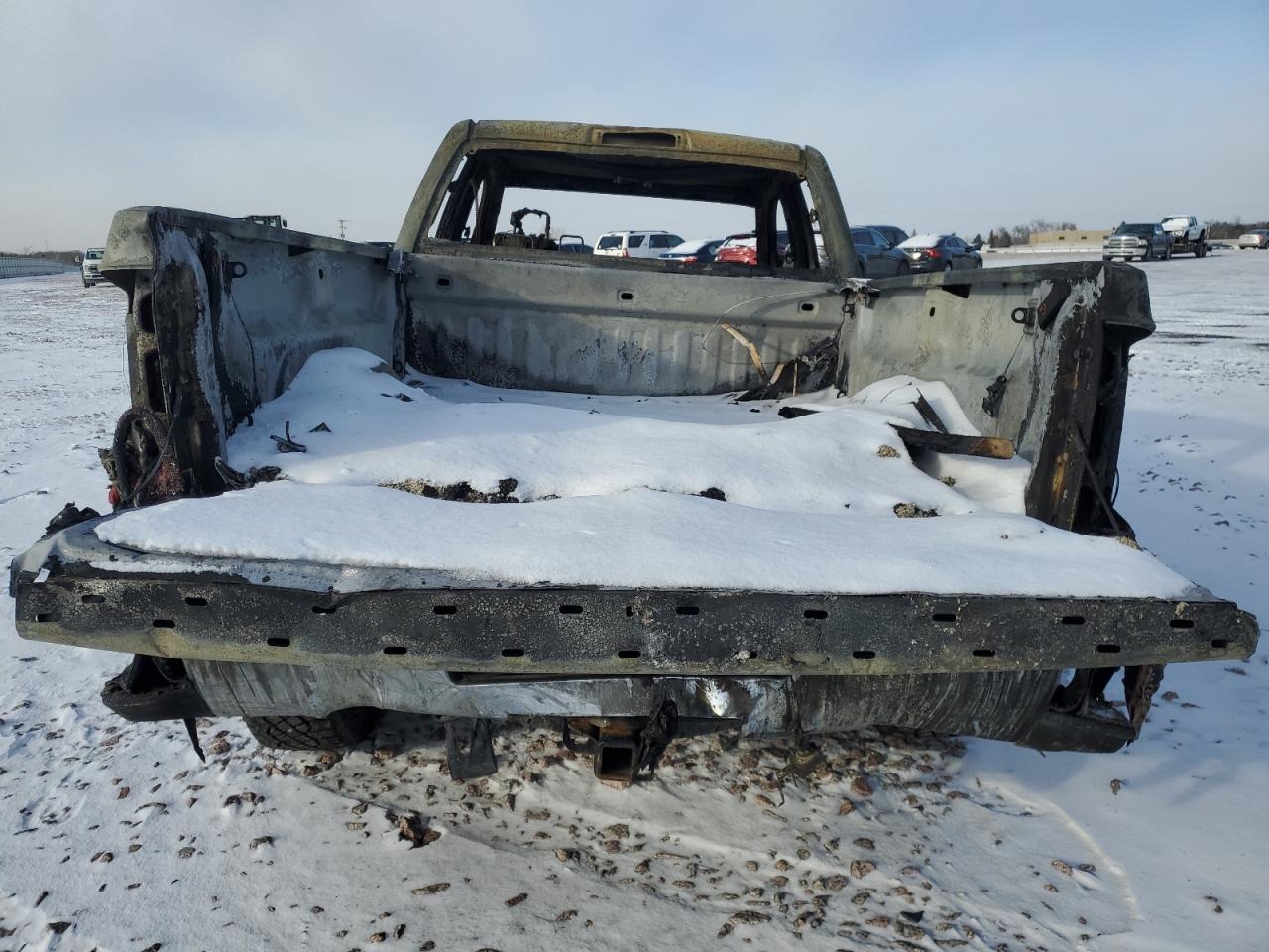 2018 Chevrolet Silverado VIN 1GCVKREH5JZ287240 Copart auction photo, burn damage thumbnail 6