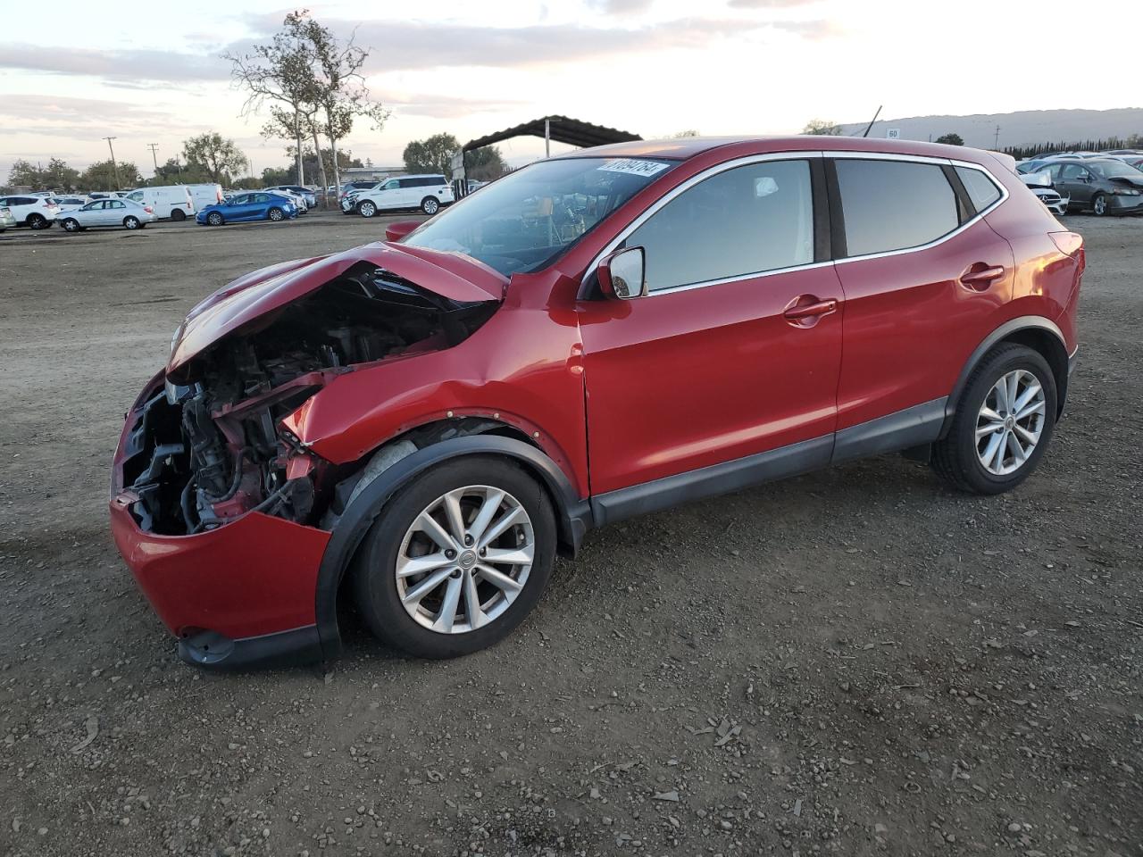 2018 Nissan Rogue VIN JN1BJ1CP8JW105438