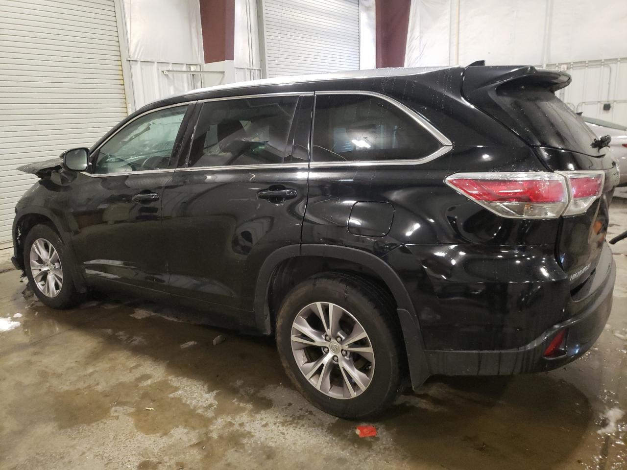2015 Toyota Highlander VIN 5TDJKRFH0FS143438 Copart auction photo, front end / side damage thumbnail 2