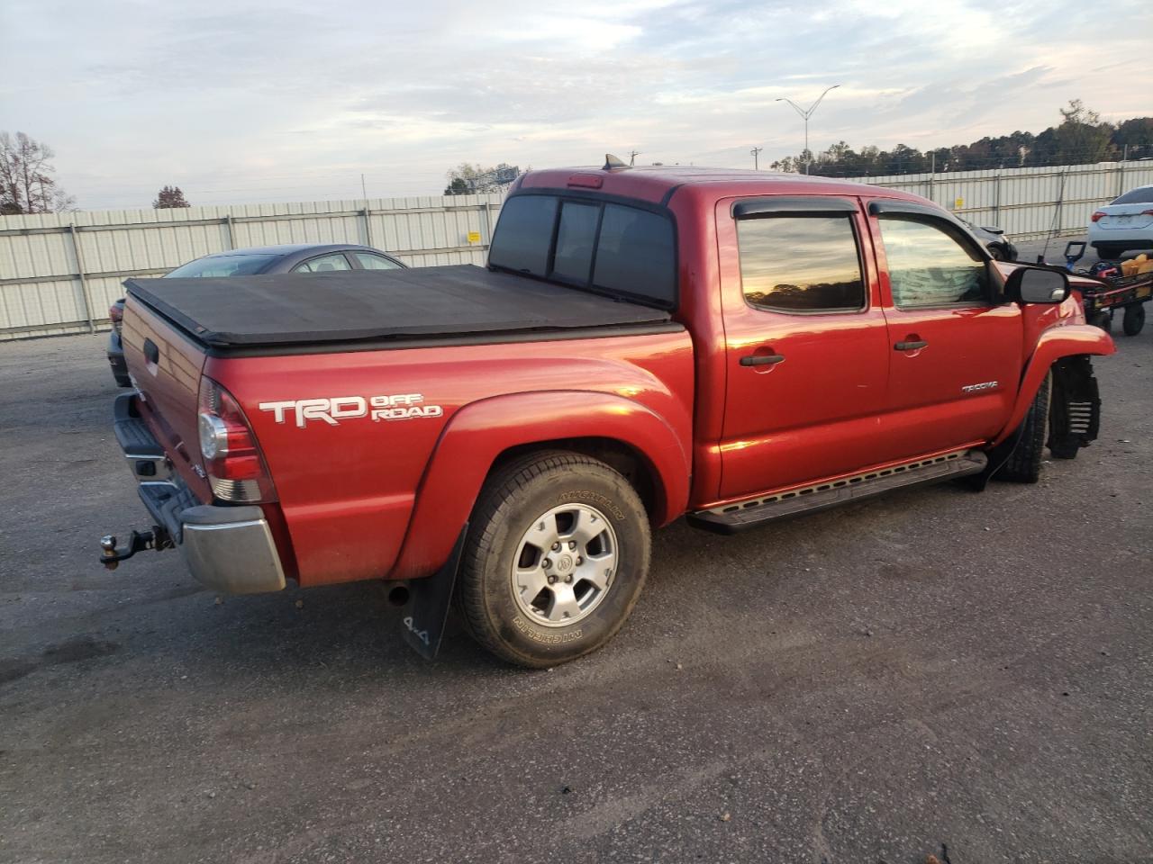 2014 Toyota Tacoma VIN 3TMLU4EN5EM142541 Copart auction photo, all over damage thumbnail 3