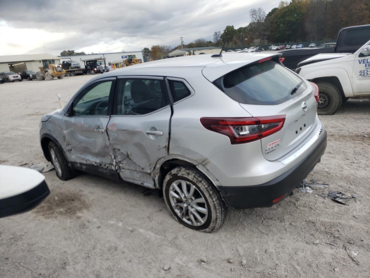 2020 Nissan Rogue VIN JN1BJ1CV7LW546916 Copart auction photo, side damage thumbnail 2