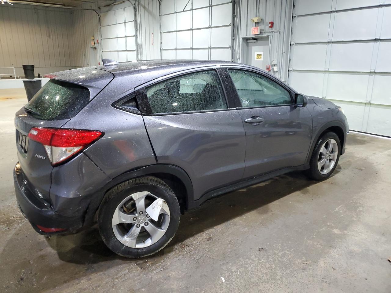 2020 Honda HR-V VIN 3CZRU6H39LM725976 Copart auction photo, side / rear end damage thumbnail 3