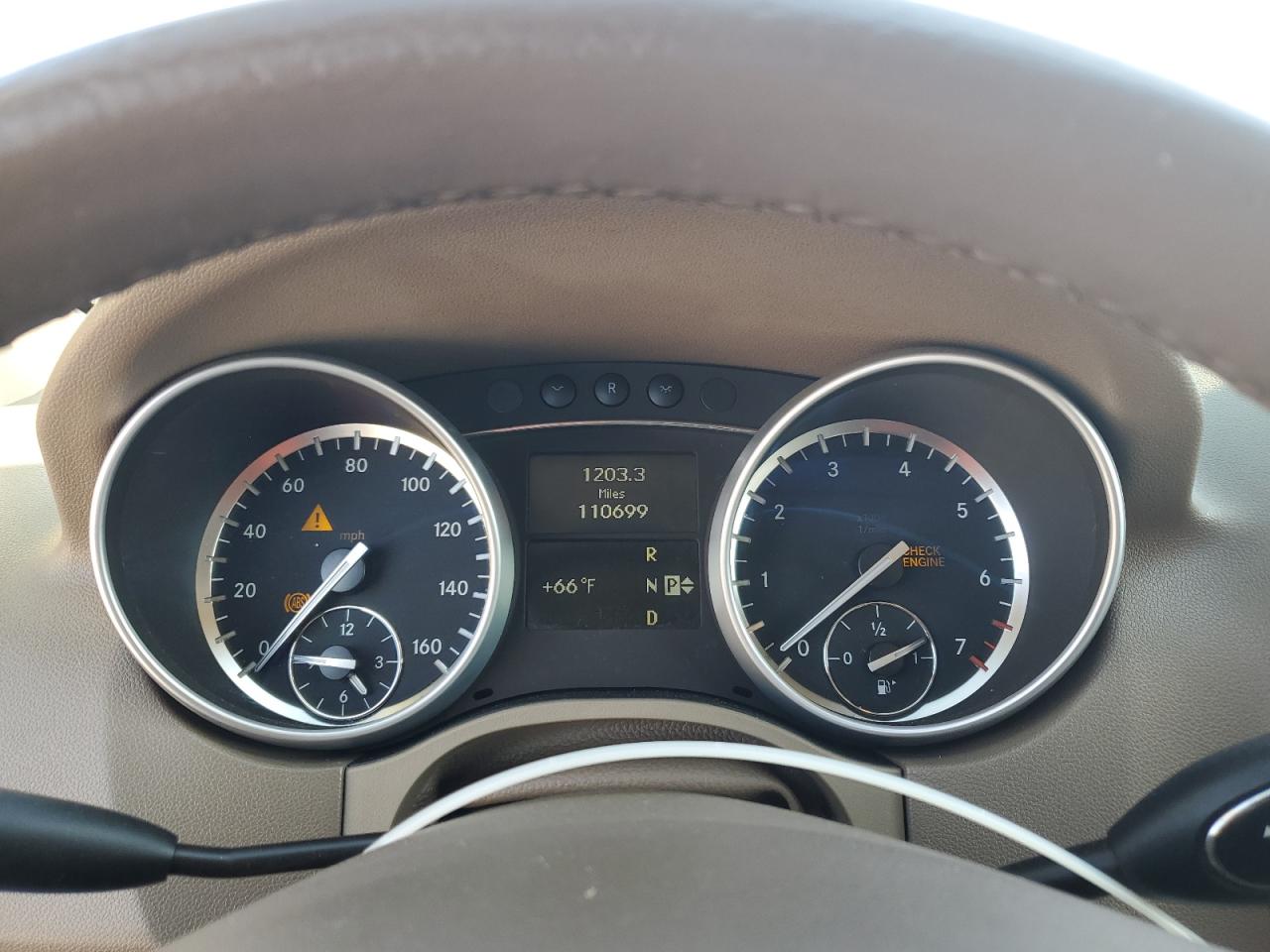 2011 Mercedes-Benz M-klasse VIN 4JGBB5GB6BA624398 Copart auction photo, water/flood / minor dent/scratches damage thumbnail 9