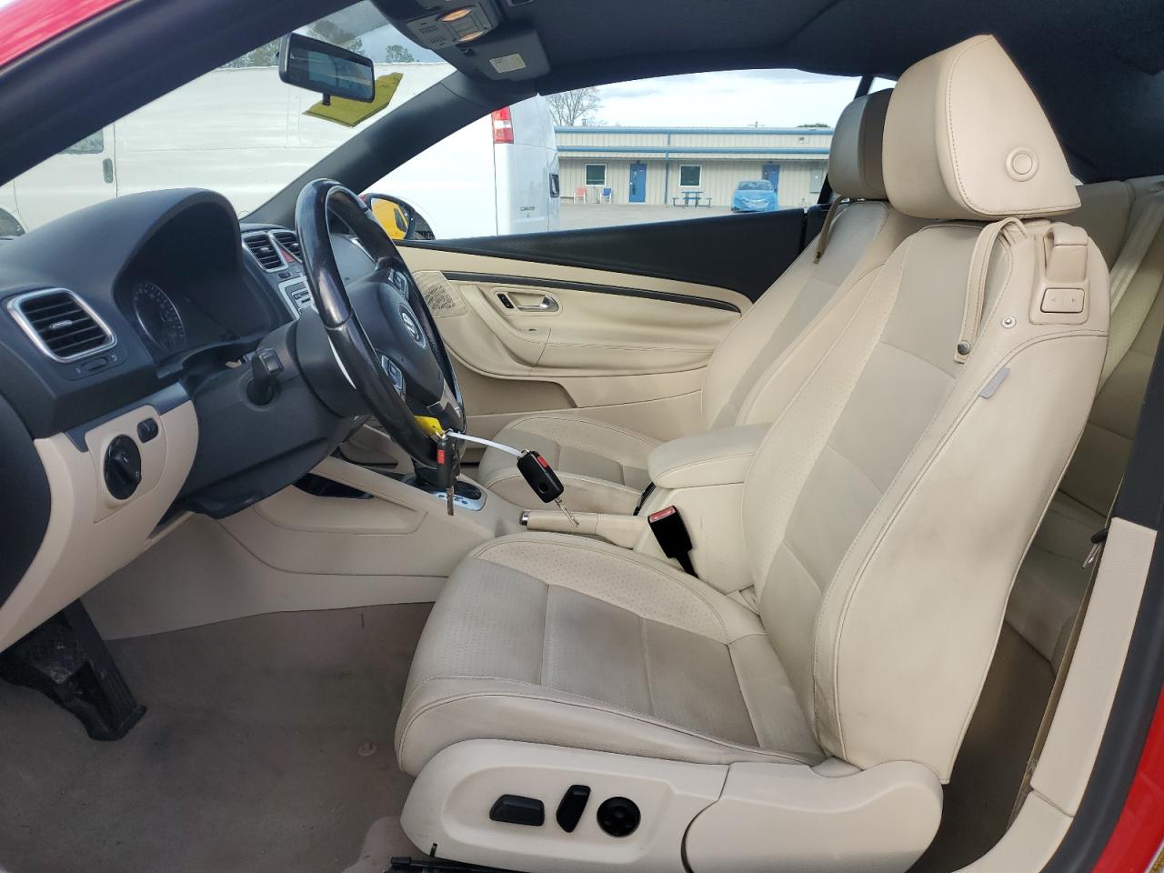 2010 Volkswagen Eos VIN WVWBA7AH9AV017290 Copart auction photo, undercarriage damage thumbnail 7