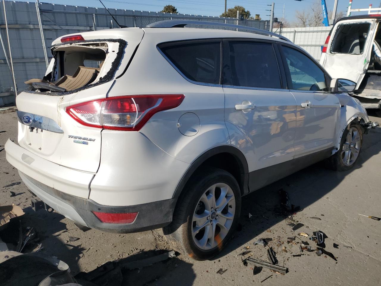 2014 Ford Escape VIN 1FMCU9J9XEUE12781 Copart auction photo, rollover damage thumbnail 3